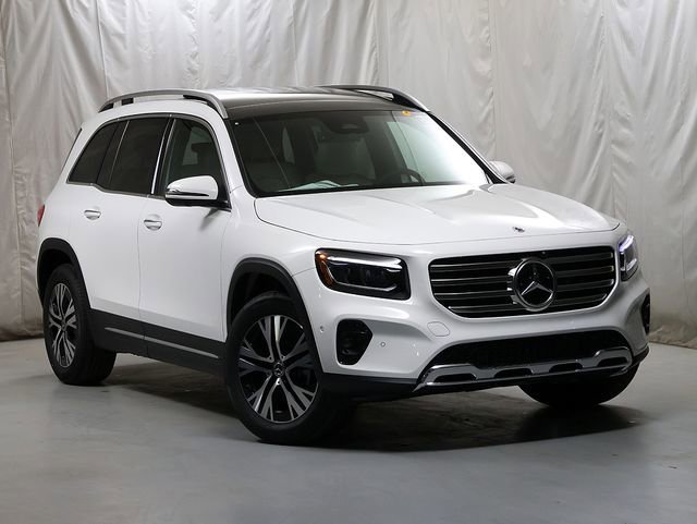 New 2026 Polar White Mercedes-Benz GLB 250 image 29