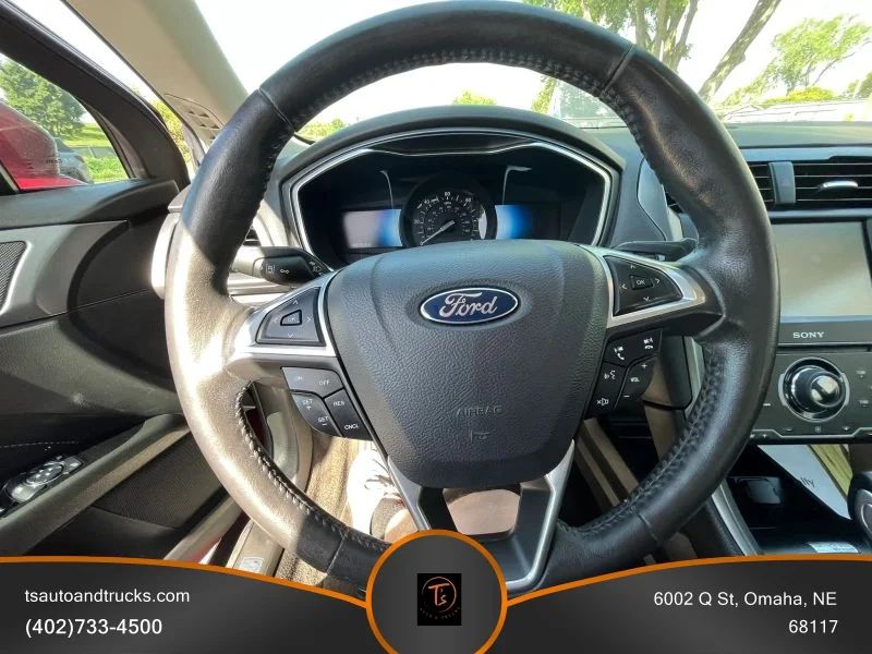 Used 2015 Red Ford Titanium Hybrid Sedan 4D image 17