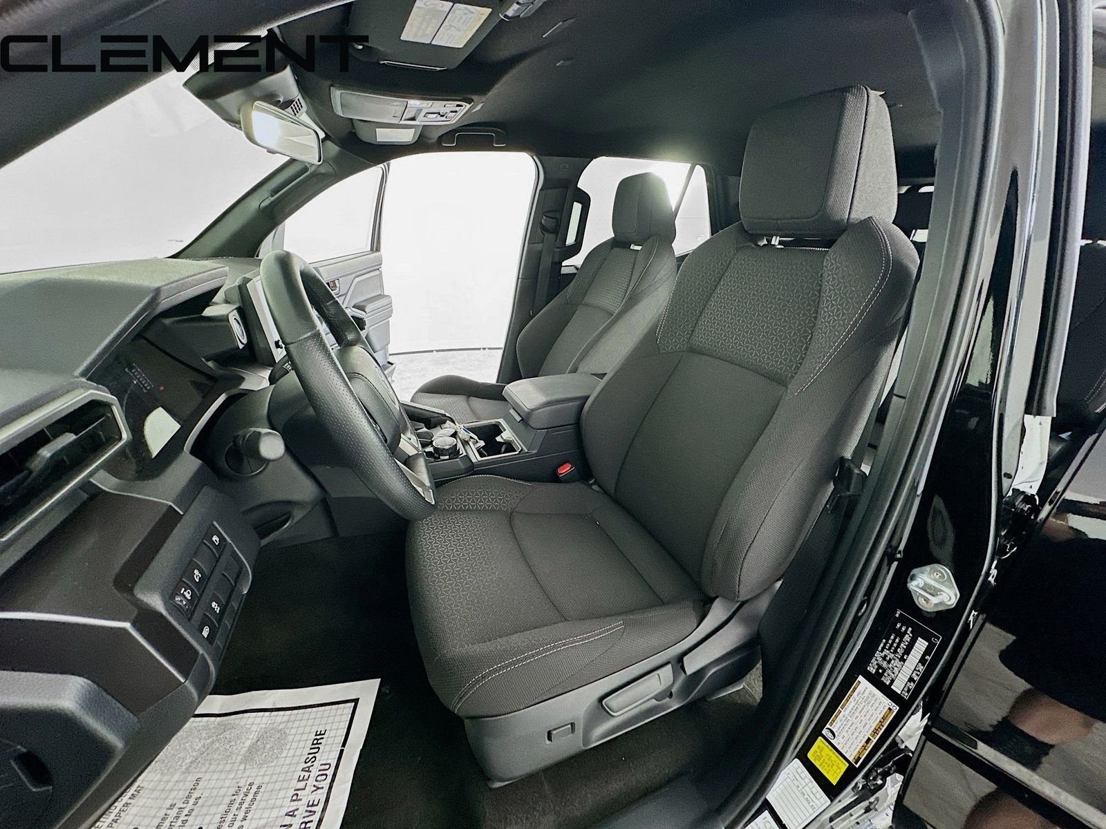 2025 Toyota 4Runner SR5 - Photo 28