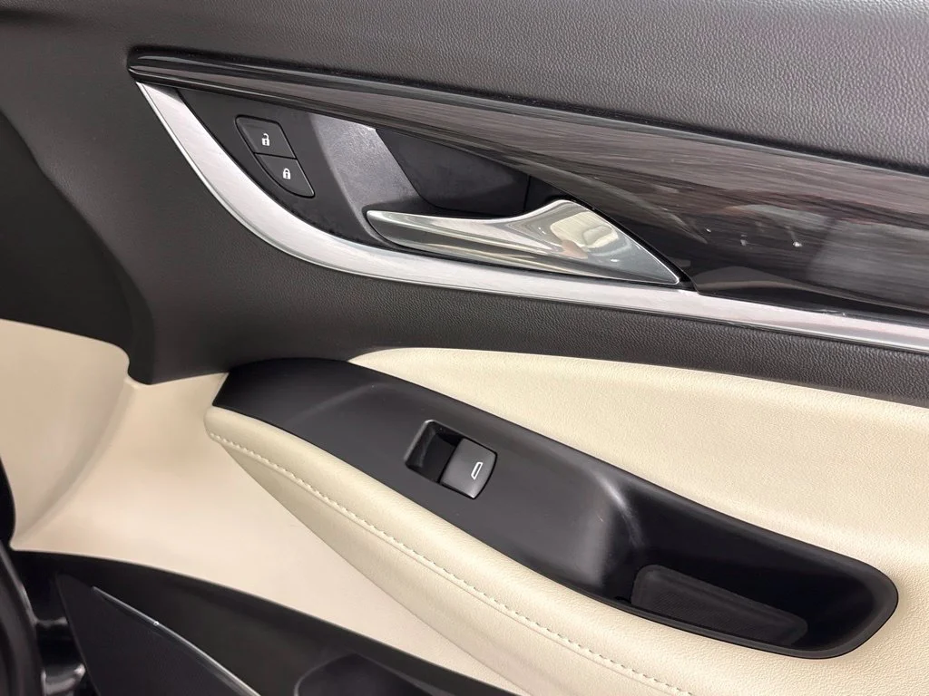 Used 2023 Black Buick Essence image 16