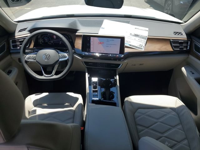 New 2026 White Volkswagen 2.0T SE w/Technology image 15