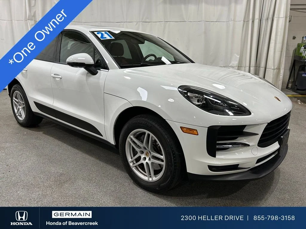 2021 Porsche Macan -'s photo