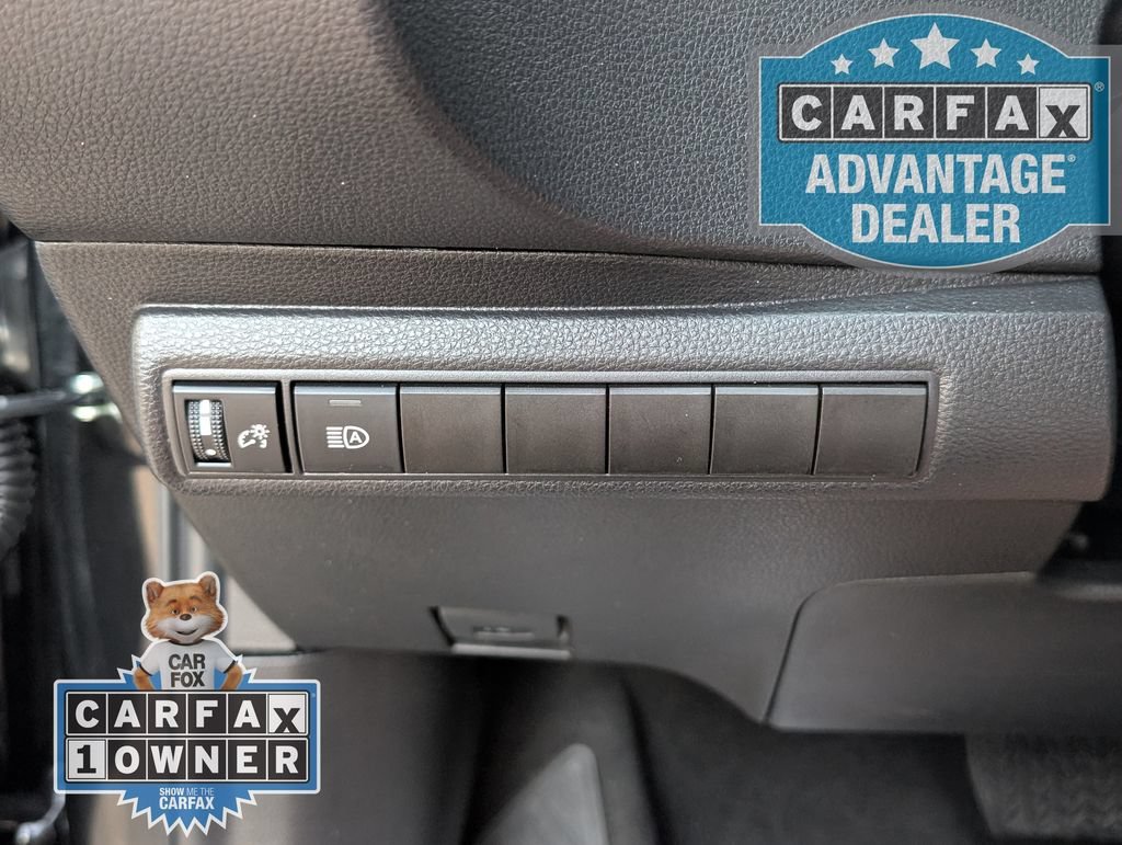 Used 2025  Toyota LE image 12