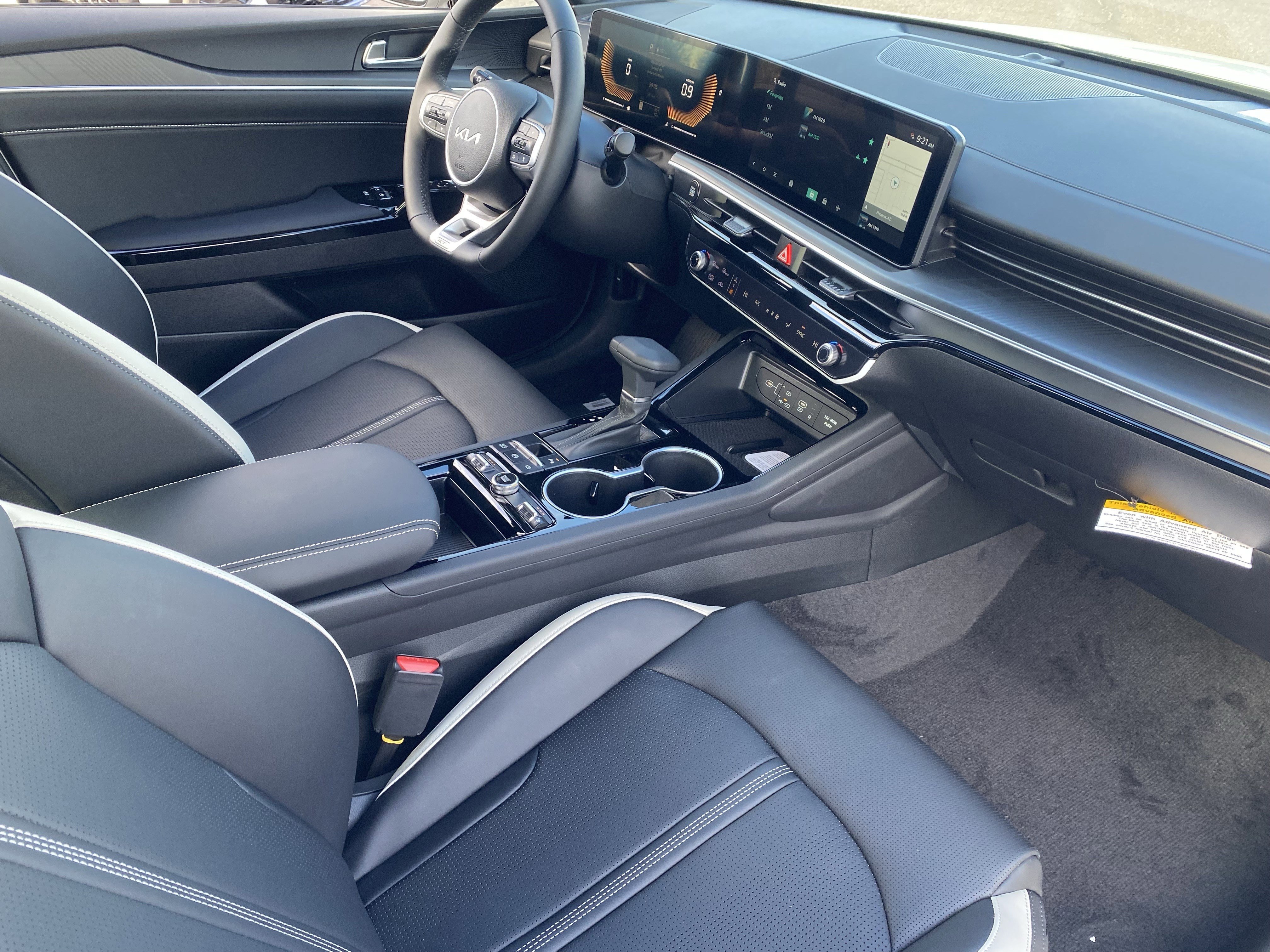 New 2026 Snow White Pearl Kia GT-Line FWD image 10