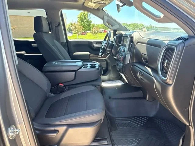 Used 2021 SATIN STEEL METALLIC Chevrolet LT image 29