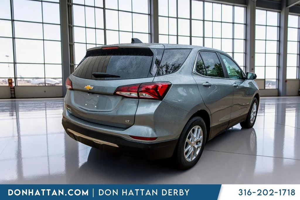 Used 2024 Gray Chevrolet LT image 31