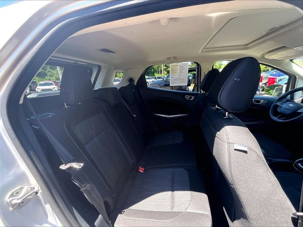 Used 2022 Silver Ford SE image 16