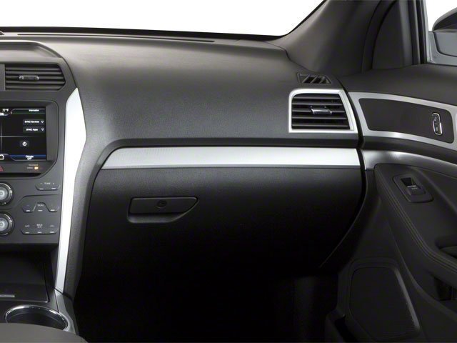 Used 2013 Ruby Red Metallic Tinted Clearcoat Ford XLT image 19