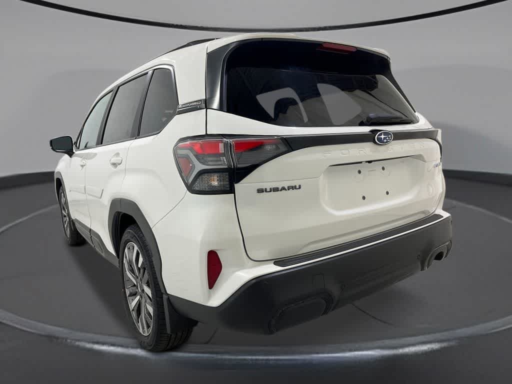 Used 2026 Crystal White Pearl Subaru Touring image 3
