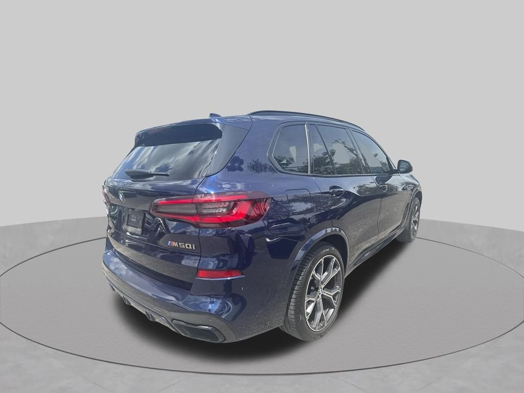 Used 2021 Blue BMW M50i image 5