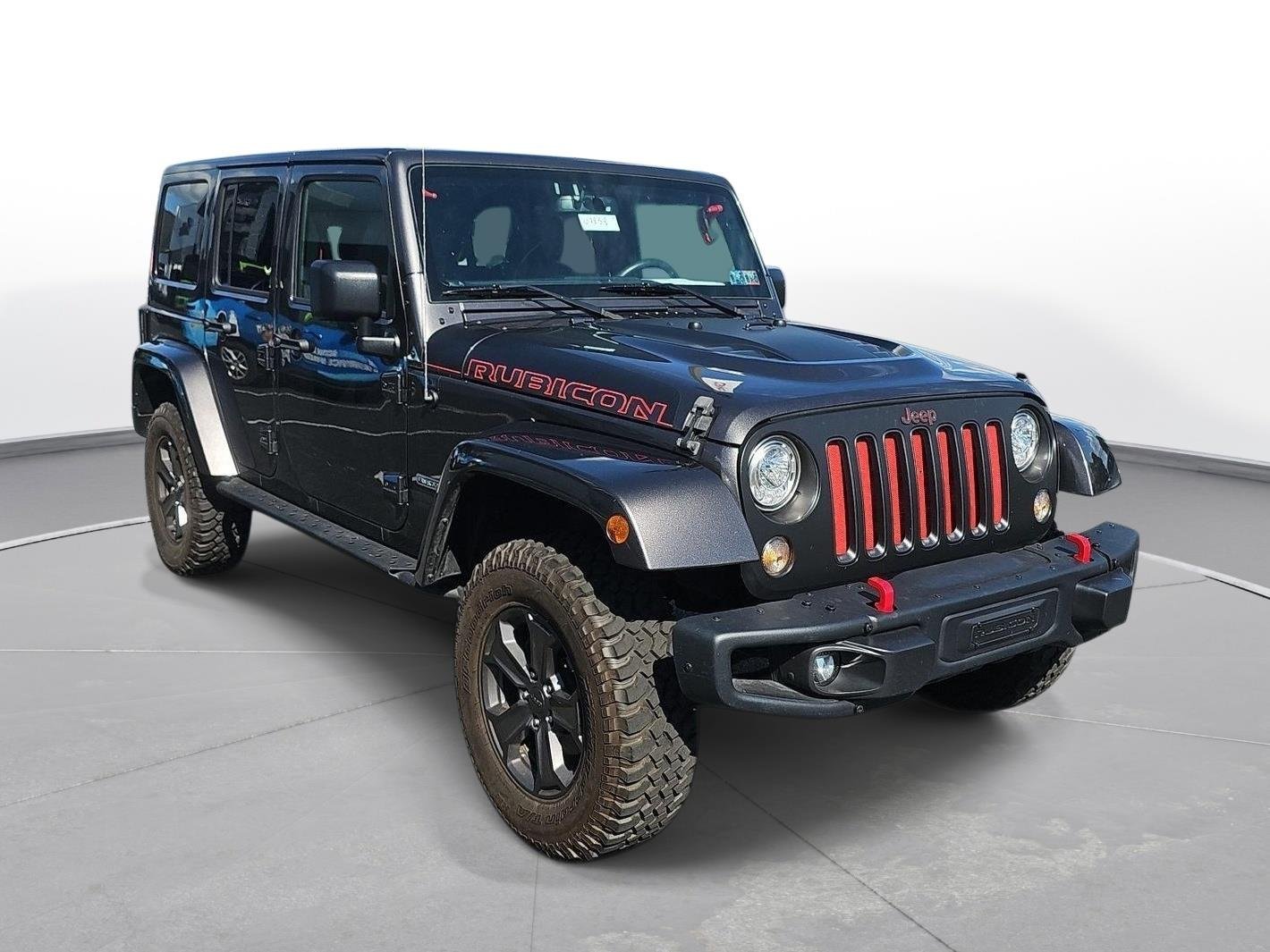 Used 2017 Granite Crystal Metallic Clearcoat Jeep Rubicon Recon image 3