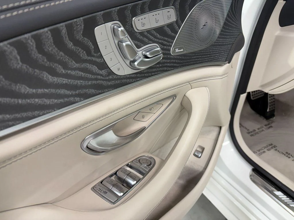 Used 2022 MANUFAKTUR Diamond White Metallic Mercedes-Benz Base image 7