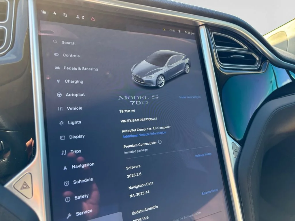 Used 2015 Gray Tesla 70D image 22