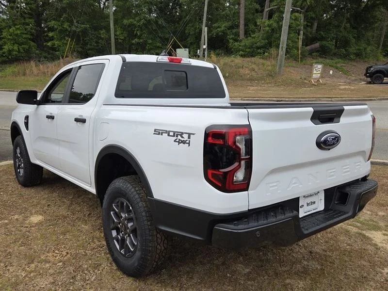 New 2026 Oxford White Ford XLT image 10