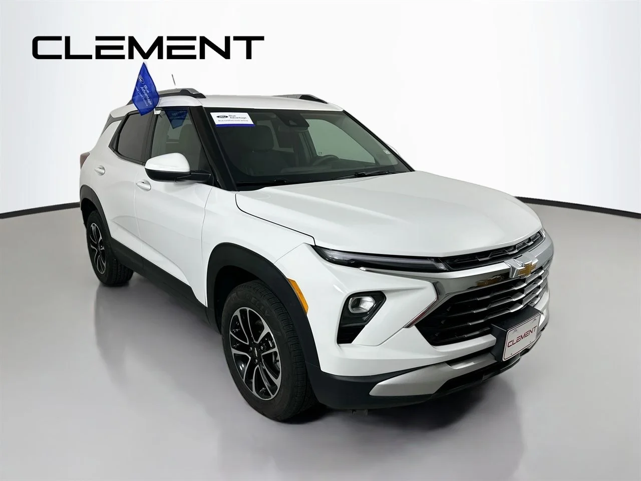 Certified Used 2025 Summit White Chevrolet LT image 5