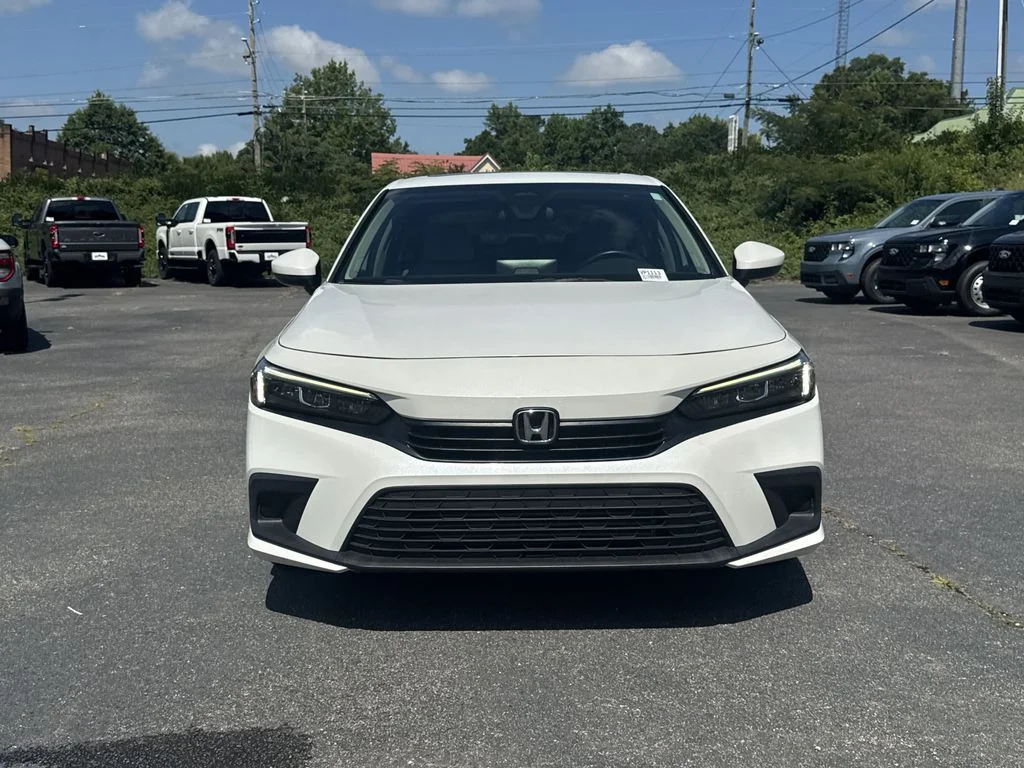 Used 2023 White Honda EX image 2