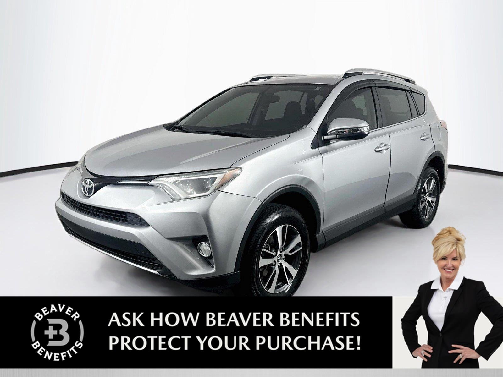 Used 2016 Silver Sky Metallic Toyota XLE image 1