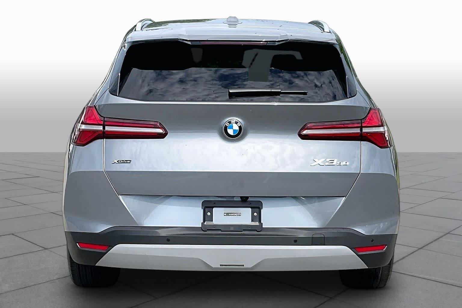 Certified Used 2026 Skyscraper Grey Metallic BMW 30 xDrive image 4