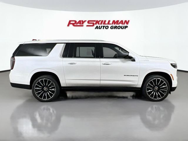 2025 Chevrolet Suburban High Country - Photo 8