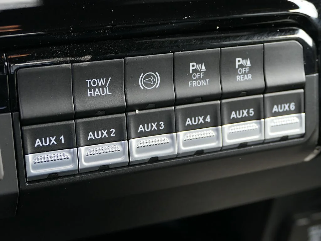 2026 RAM 3500 Tradesman - Photo 19
