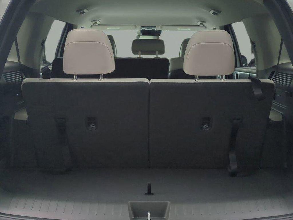 New 2026 White Hyundai SEL FWD image 14