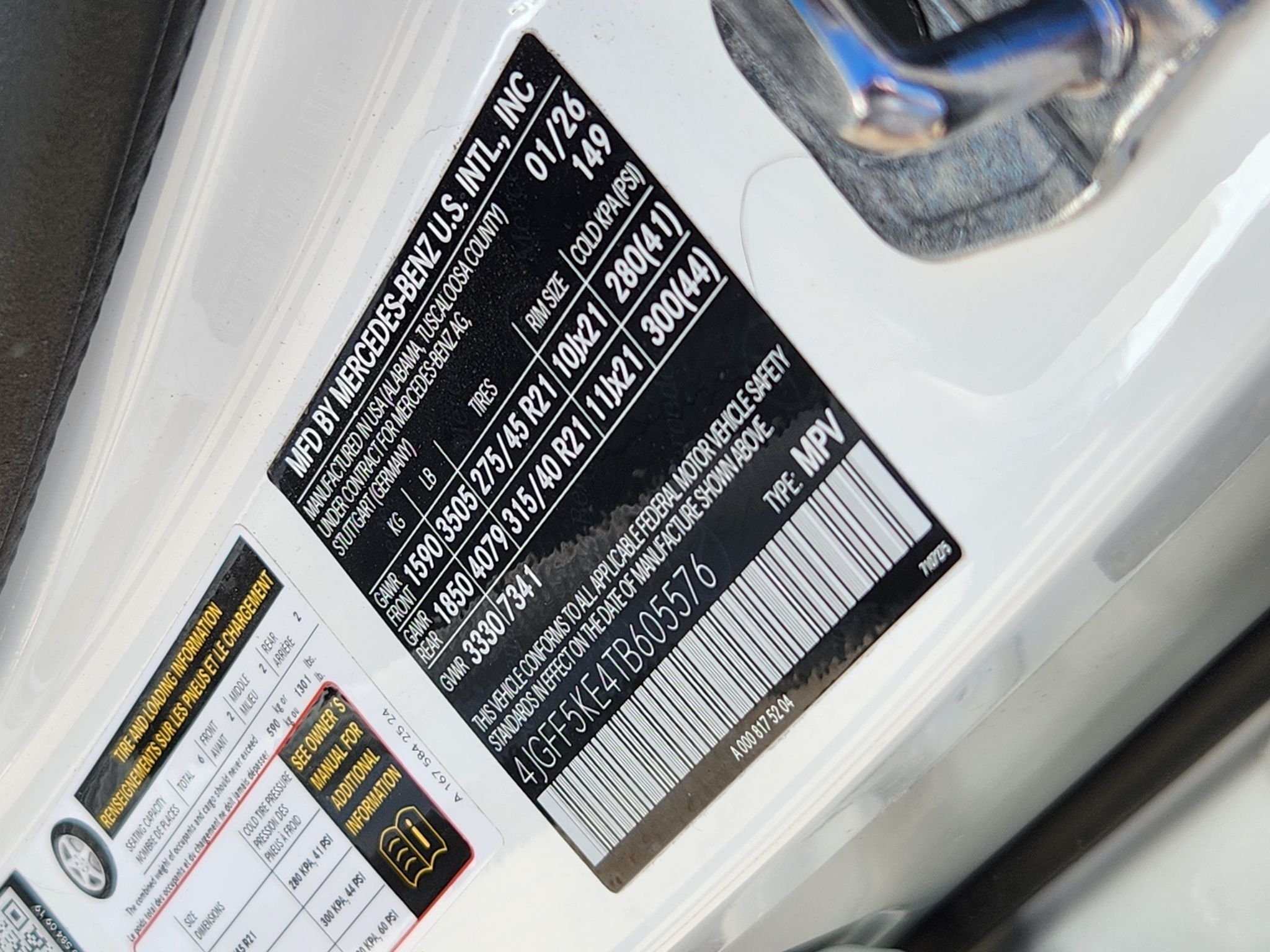 Certified Used 2026 Polar White Mercedes-Benz 450 4MATIC® image 14