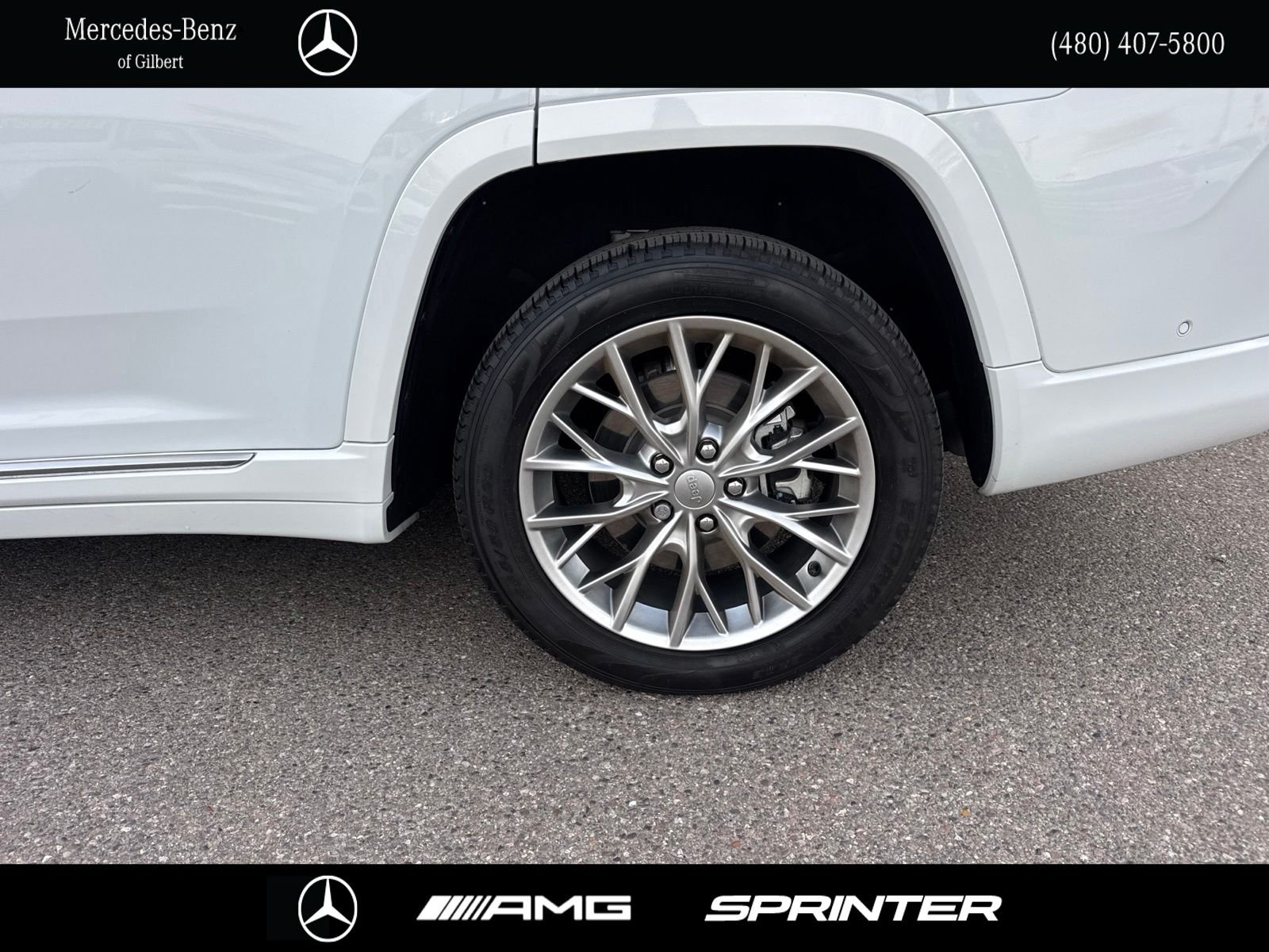 Used 2024 White Jeep Summit image 7