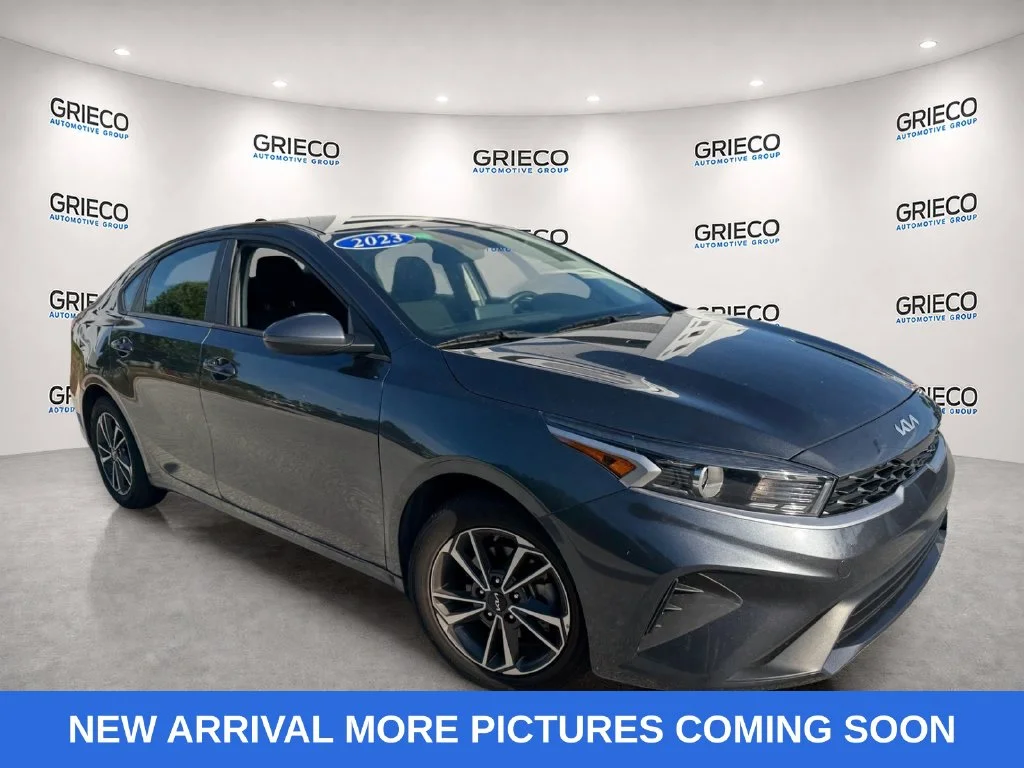 Used 2023 Gray Kia LXS image 1