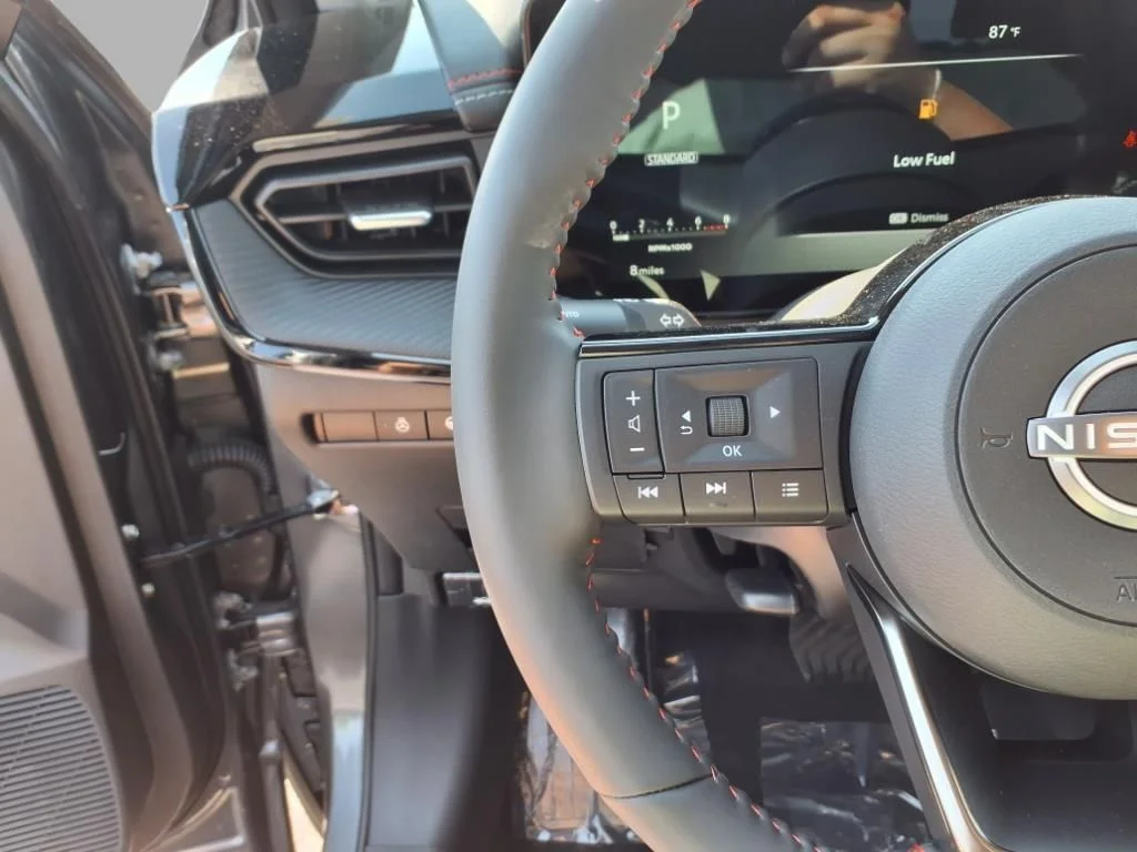 2025 Nissan Kicks SR AWD - Photo 10