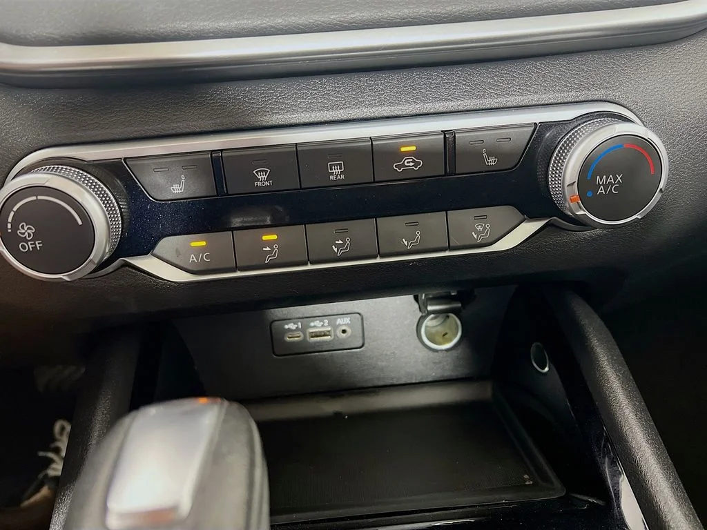 2022 Nissan Altima SV - Photo 15