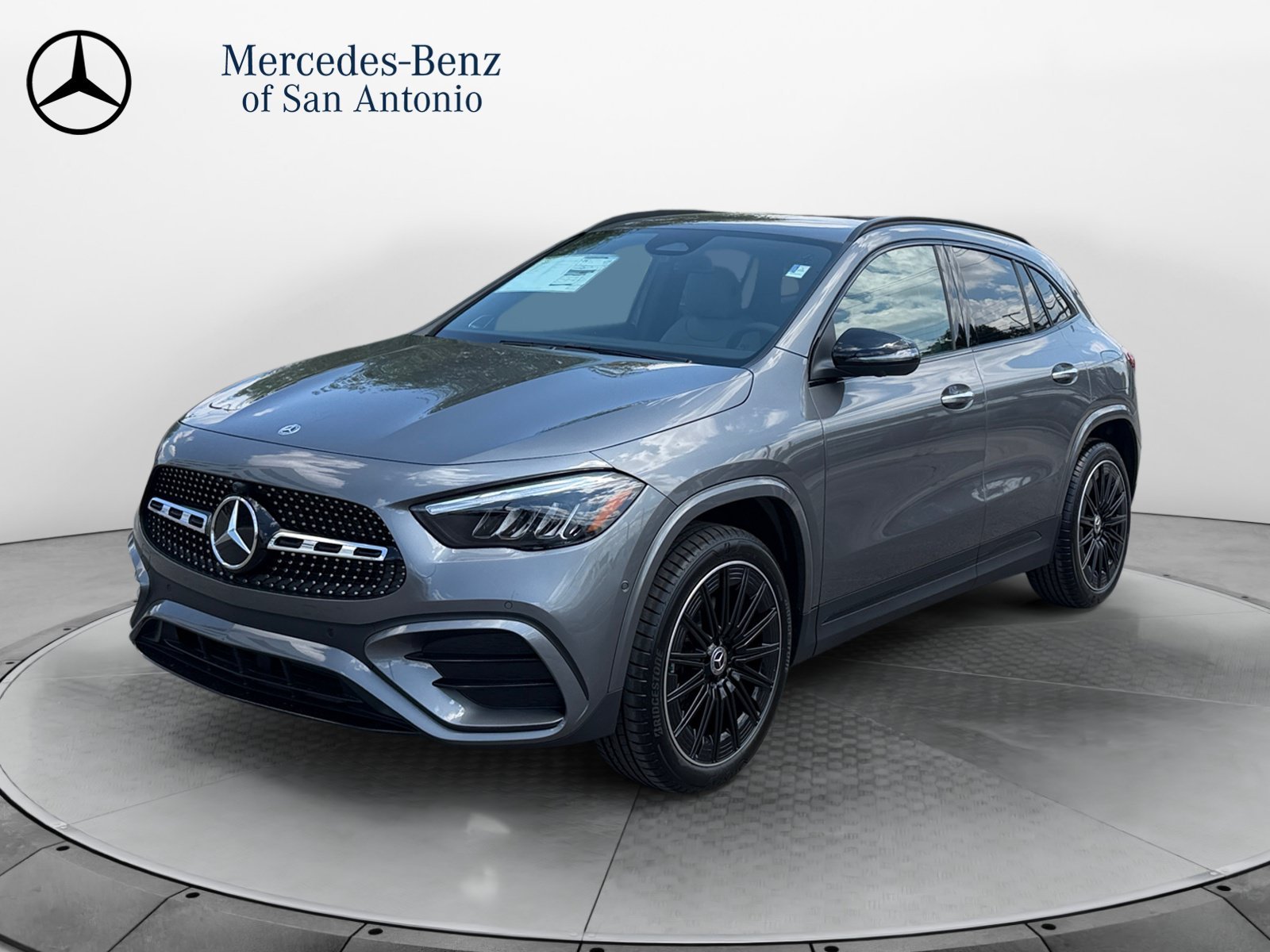 New 2026 Mountain Grey Metallic Mercedes-Benz GLA 250 image 28