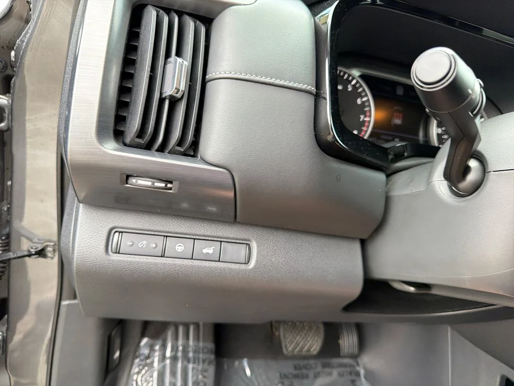 2023 Nissan Pathfinder SL - Photo 20