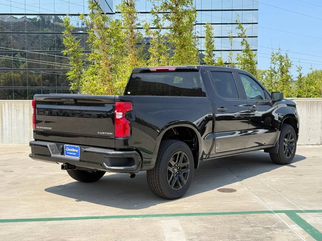 2026 Chevrolet Silverado 1500 Custom - Photo 6