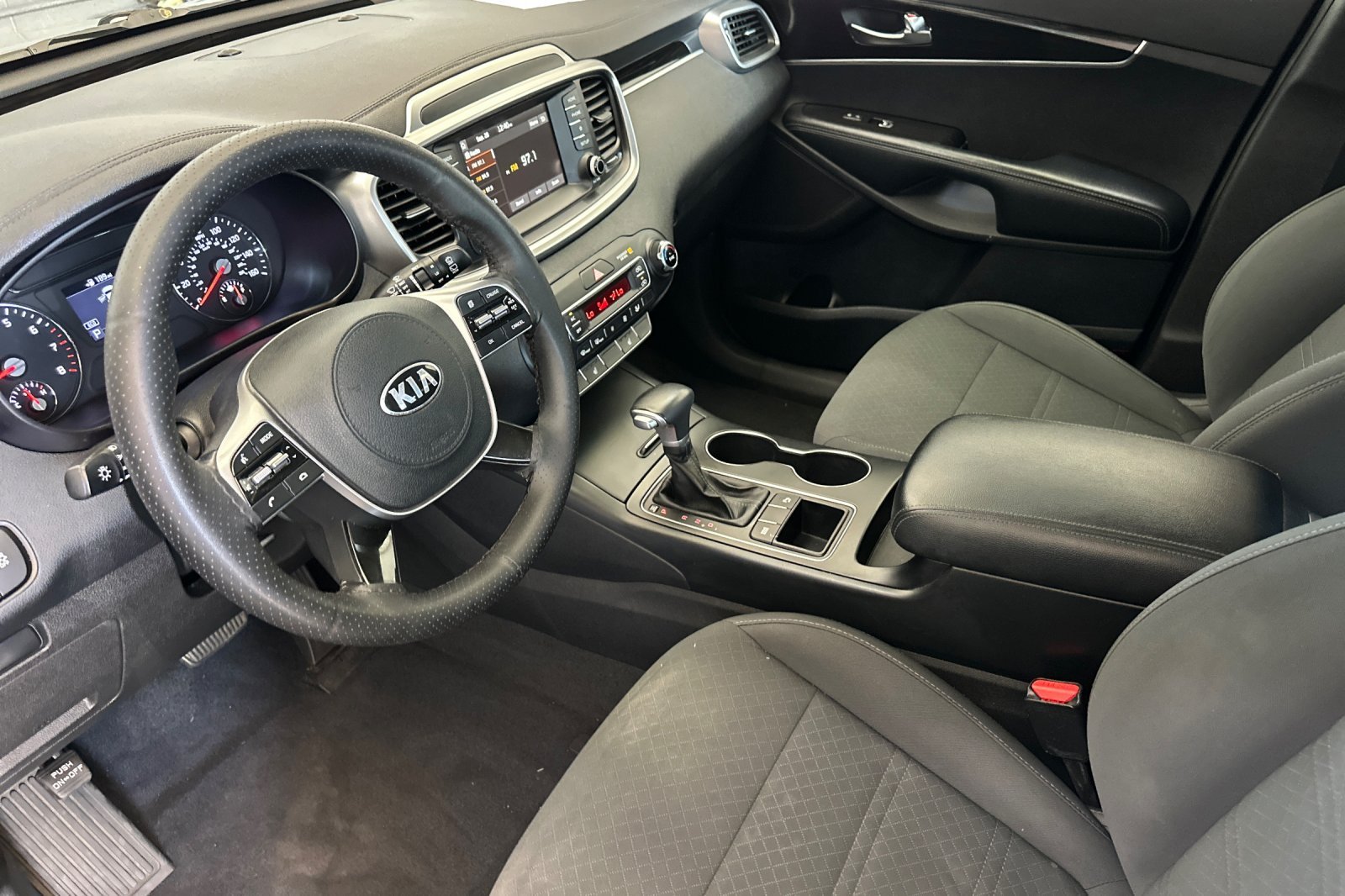 Used 2020 Silver Kia LX image 10