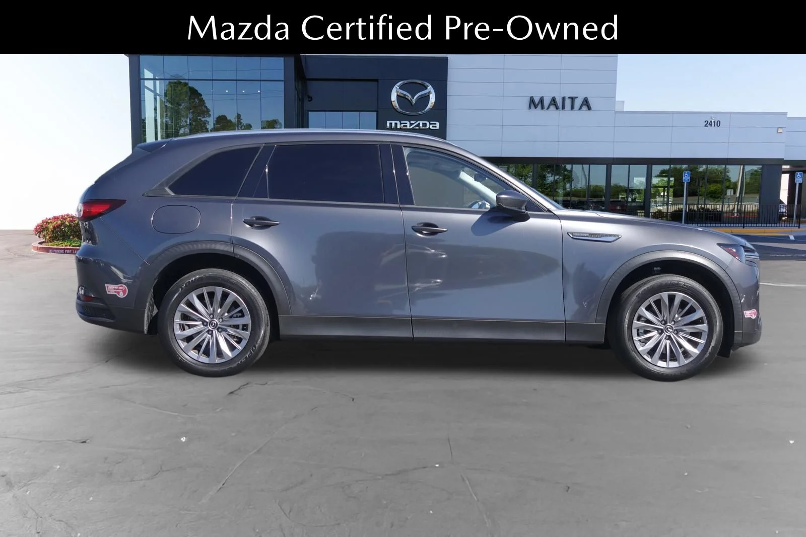 Certified Used 2024 Machine Gray Metallic Mazda Preferred image 2
