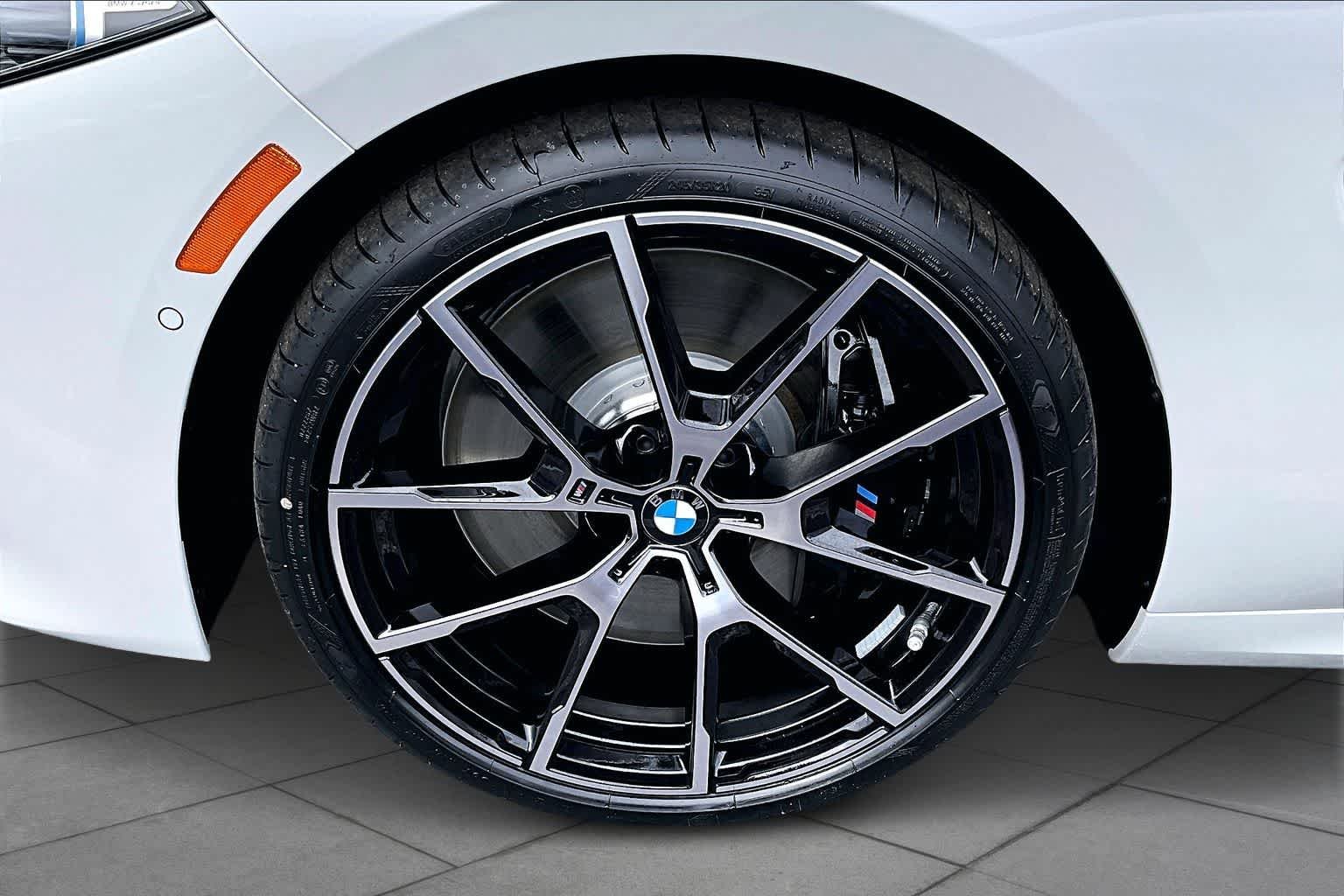 New 2026 Mineral White Metallic BMW 840i image 11
