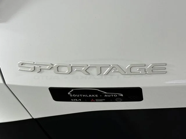 New 2026 Glacial White Pearl Kia EX image 25