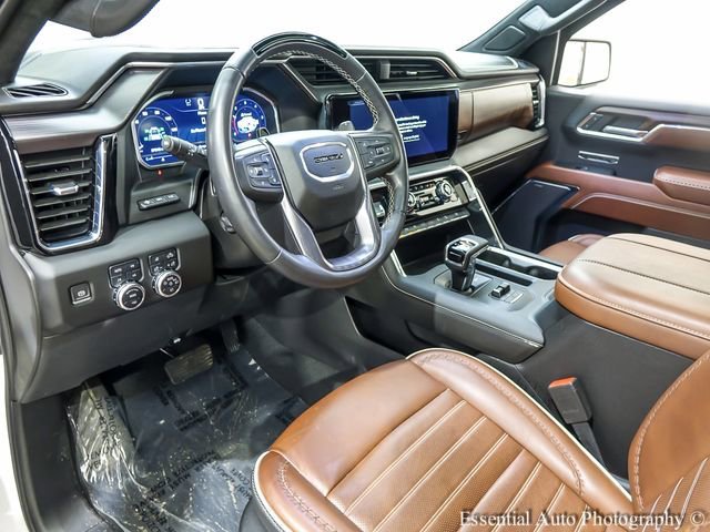 Used 2023 White Frost Tricoat GMC Denali Ultimate image 12