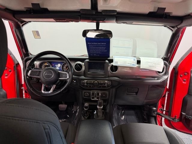 Certified Used 2020 Firecracker Red Clearcoat Jeep Unlimited Sahara image 32