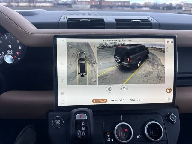 New 2026 Woolstone Green Land Rover X-Dynamic SE image 20