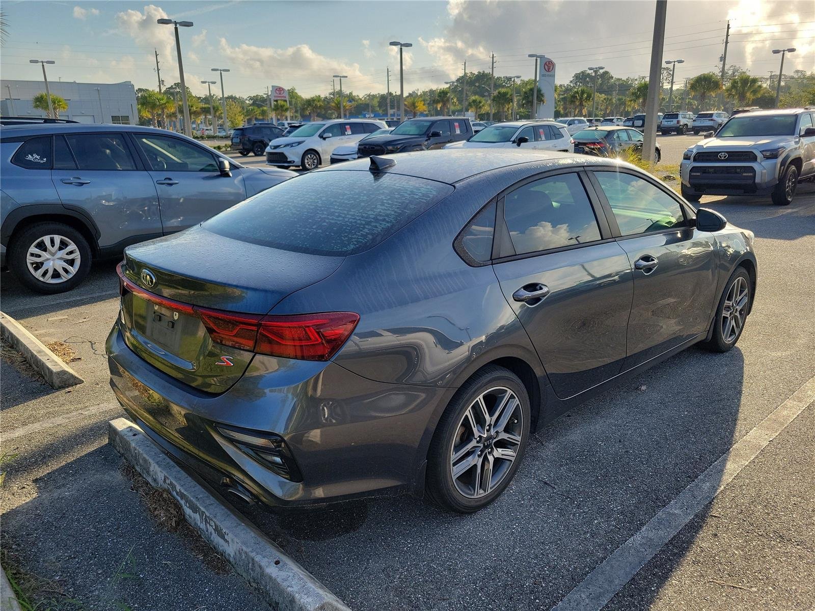 Used 2019 Gravity Gray Kia S image 3