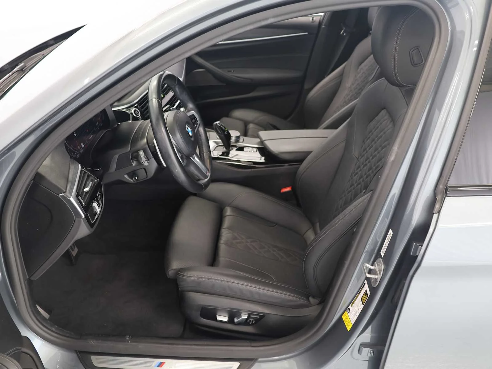 Certified Used 2022 Bluestone Metallic BMW 530i image 10