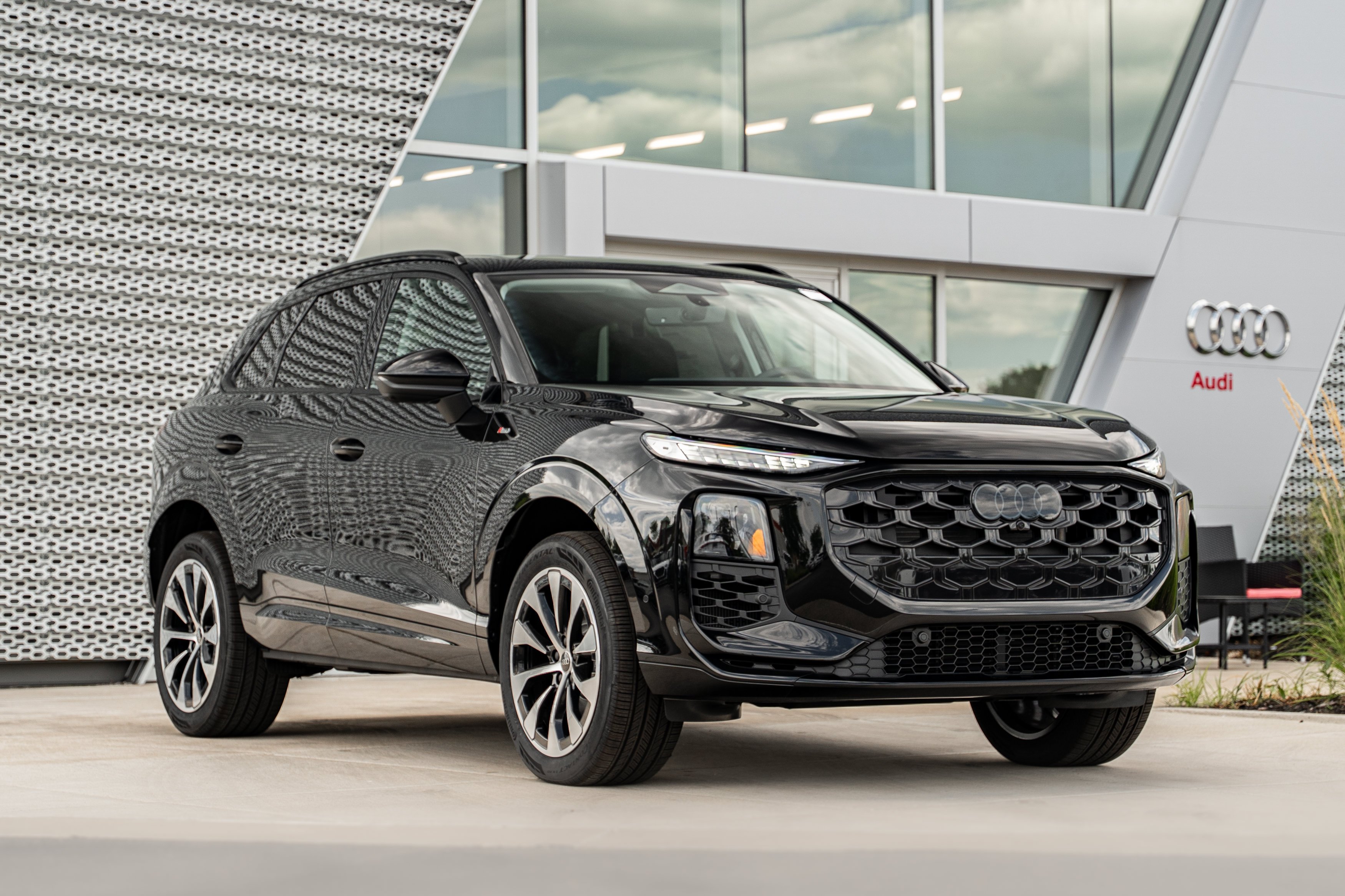New 2026 Mythos Audi S line image 1