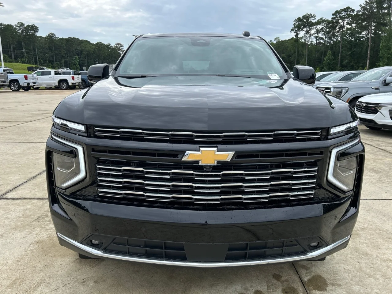 New 2026 Black Chevrolet High Country image 5
