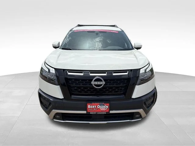 Used 2024 White Nissan Rock Creek image 2
