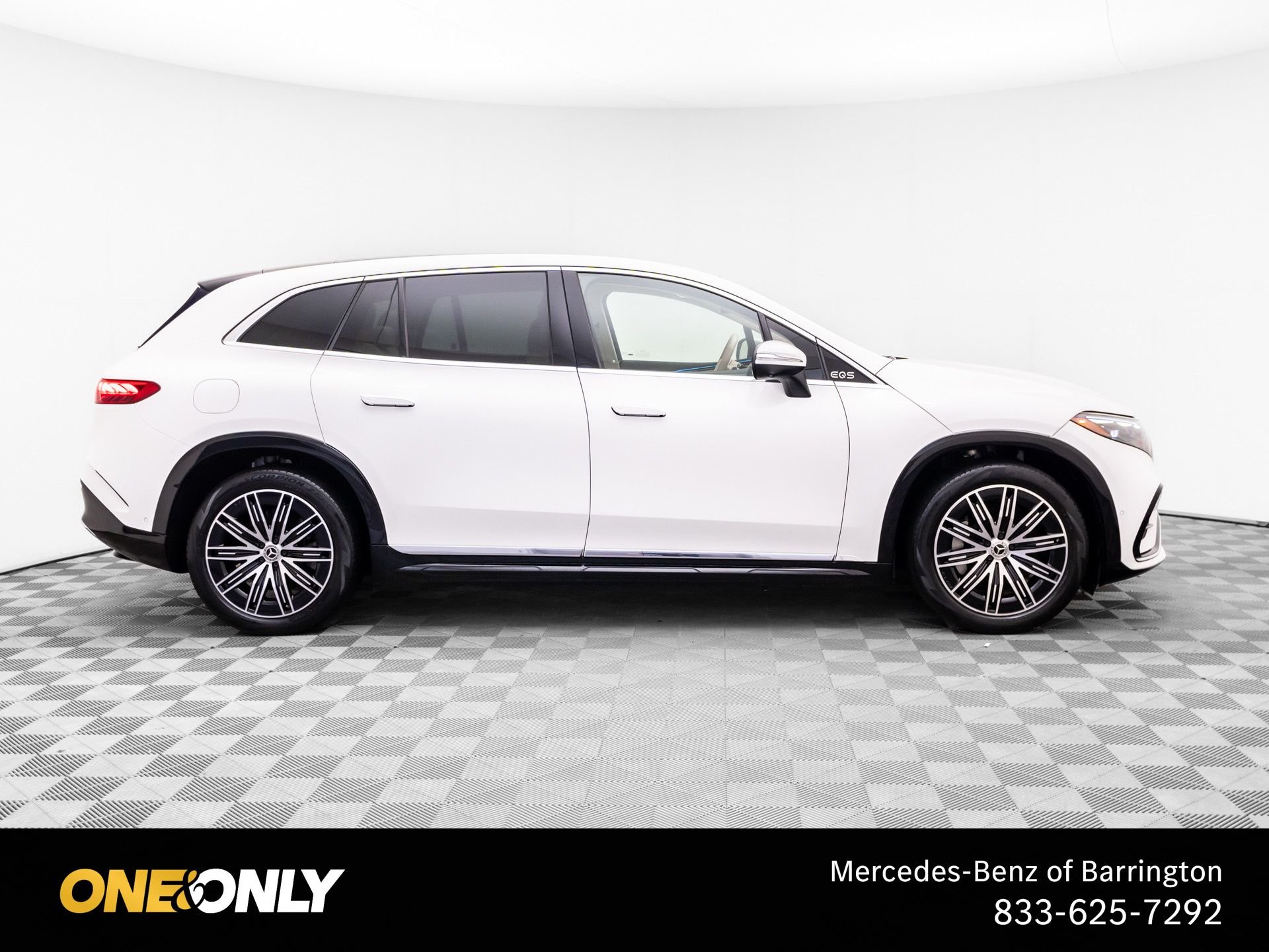 Used 2023 White Mercedes-Benz 450 image 6