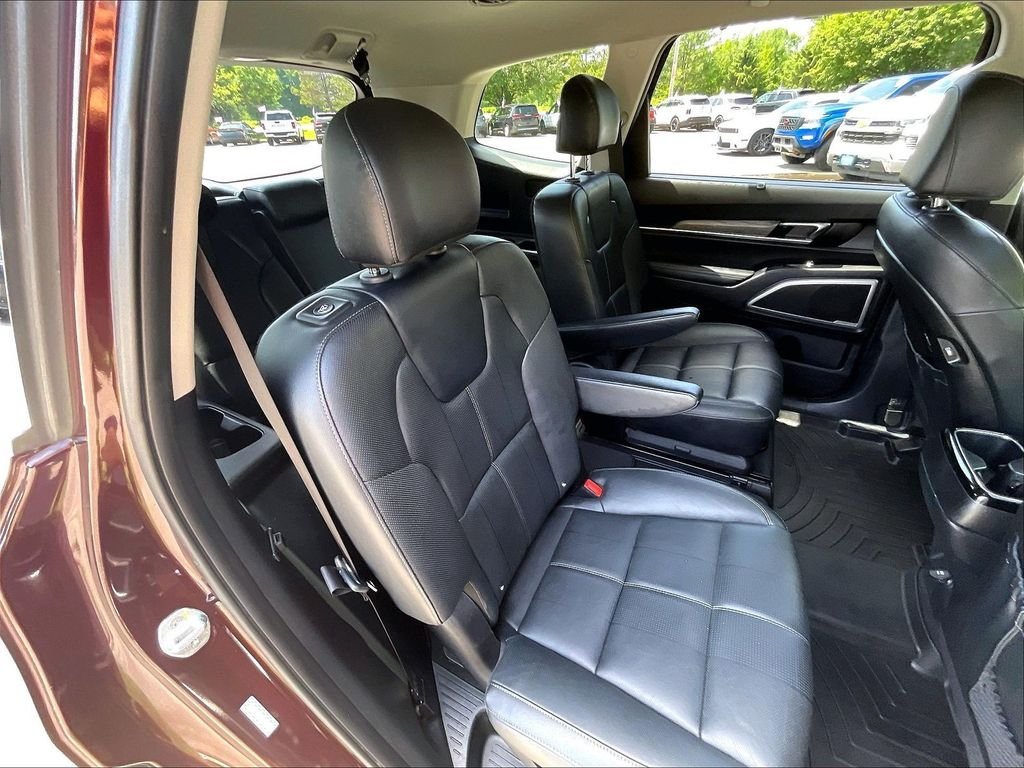 Used 2022 Purple Kia EX image 20