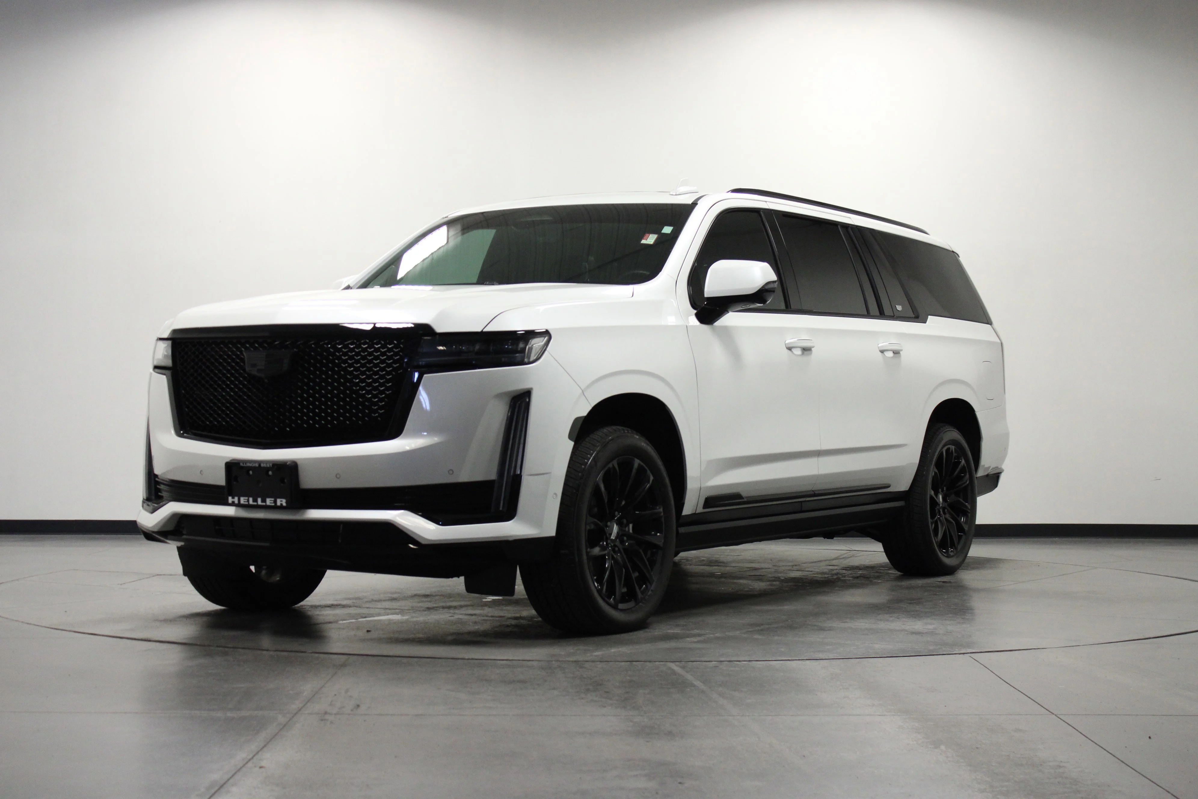 Used 2024 Crystal White Tricoat Cadillac 4WD Sport Platinum image 8