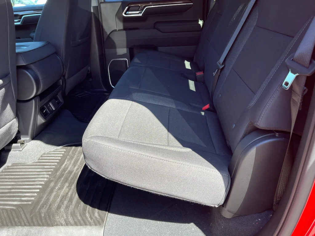 New 2026 Red Hot Chevrolet LT (2FL) image 29