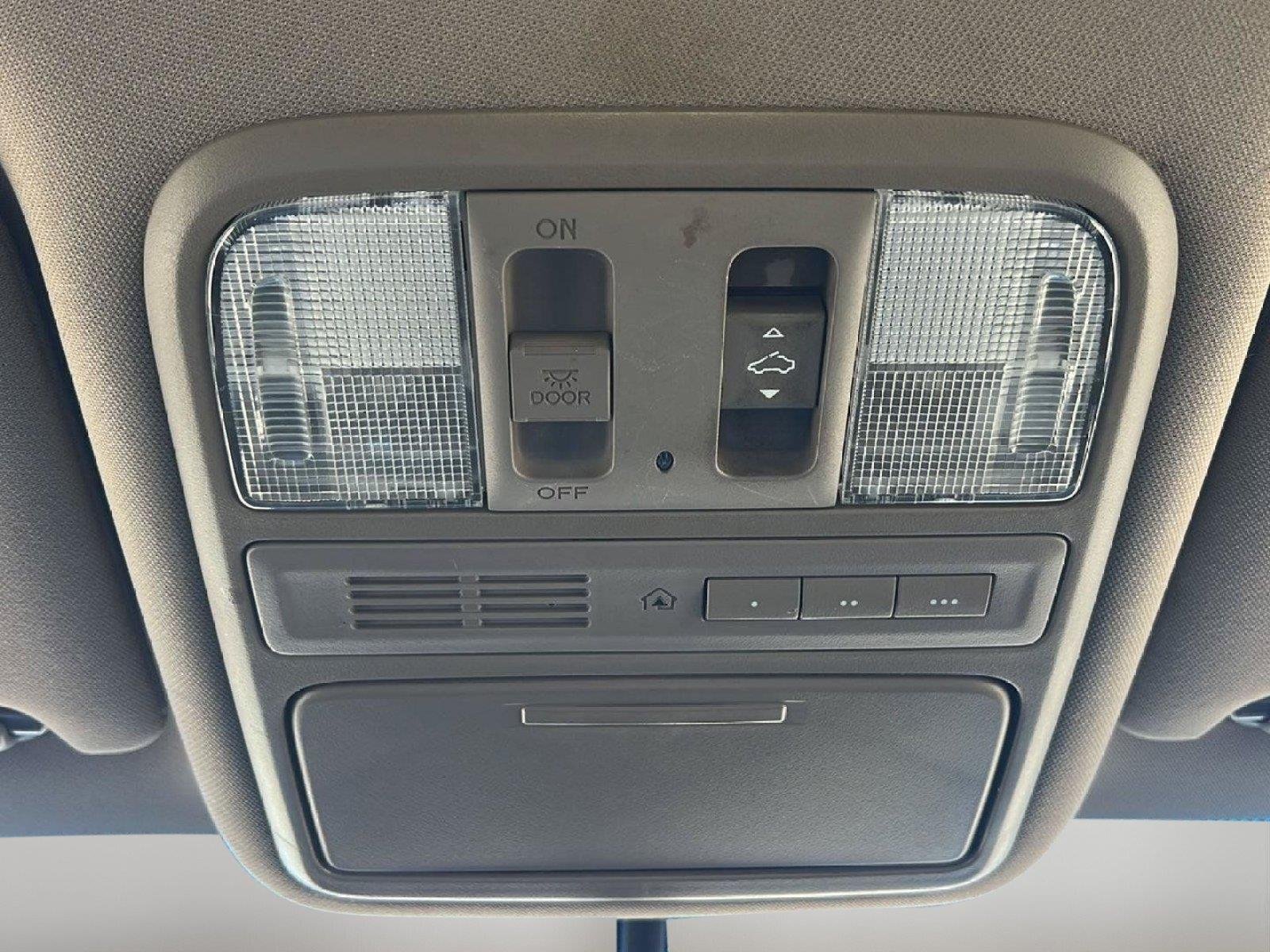 Used 2010  Honda EX-L image 16